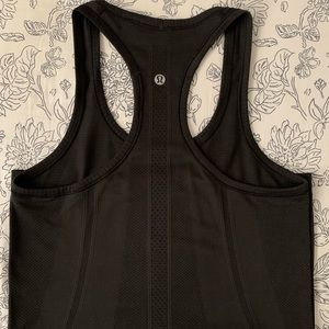 LULULEMON Swifty Tech Racerback